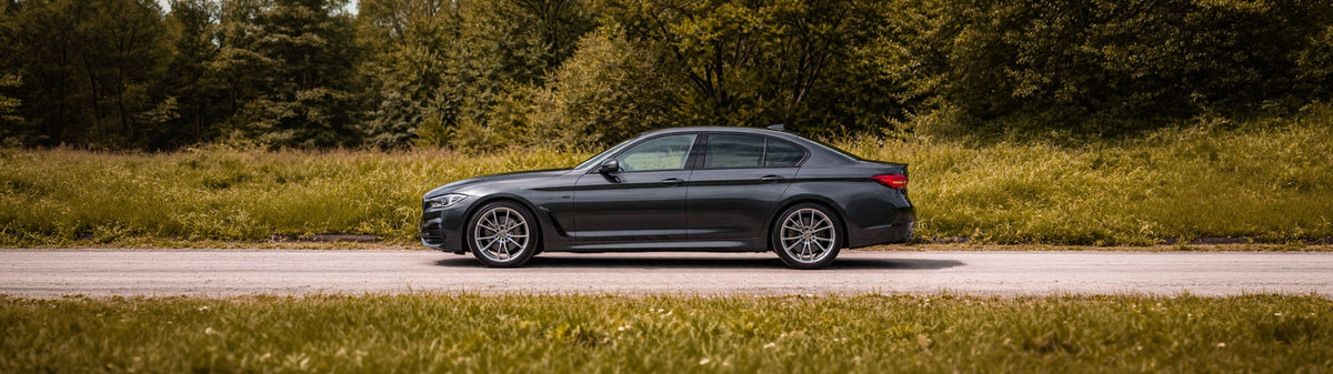 Gripmax Suregrip Pro Sport — hero bmw road