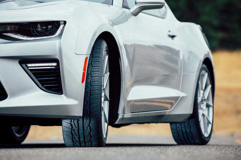 Toyo Extensa HP II — hero camaro