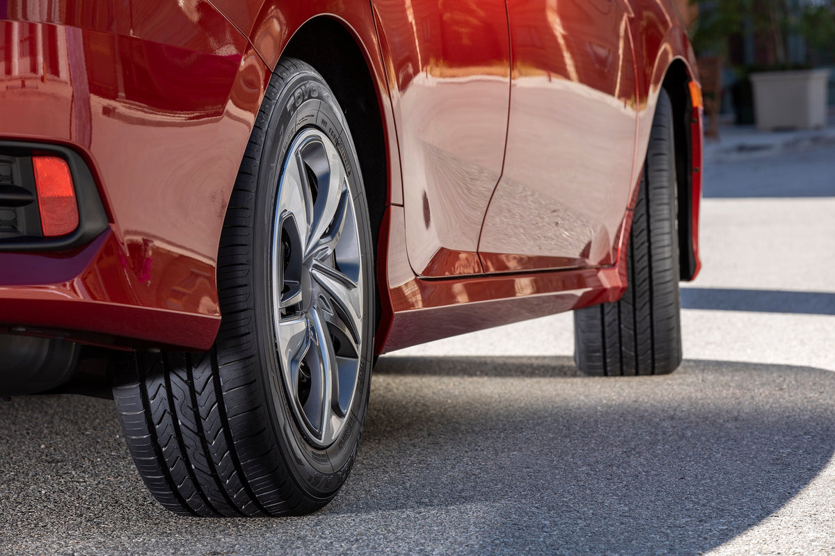 Toyo Extensa A/S II — hero civic rear