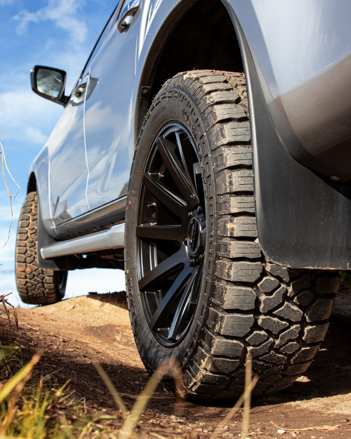 Kenda Klever A/T2 KR628 — hero mounted dirt