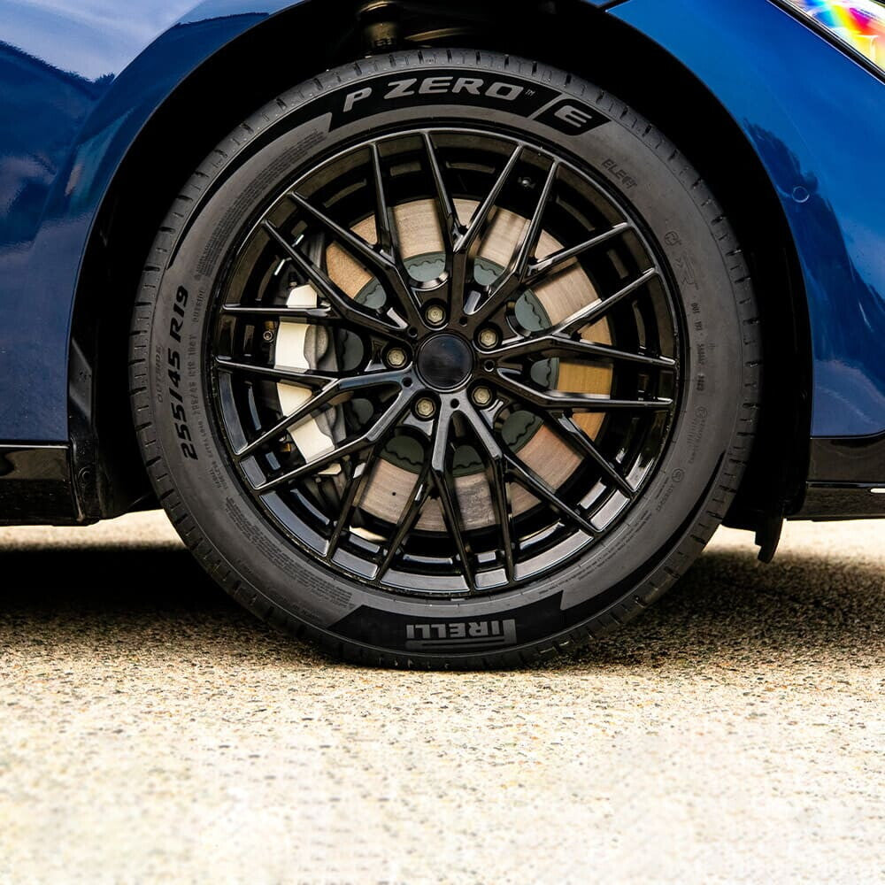 Pirelli P Zero PZ4 — hero mounted