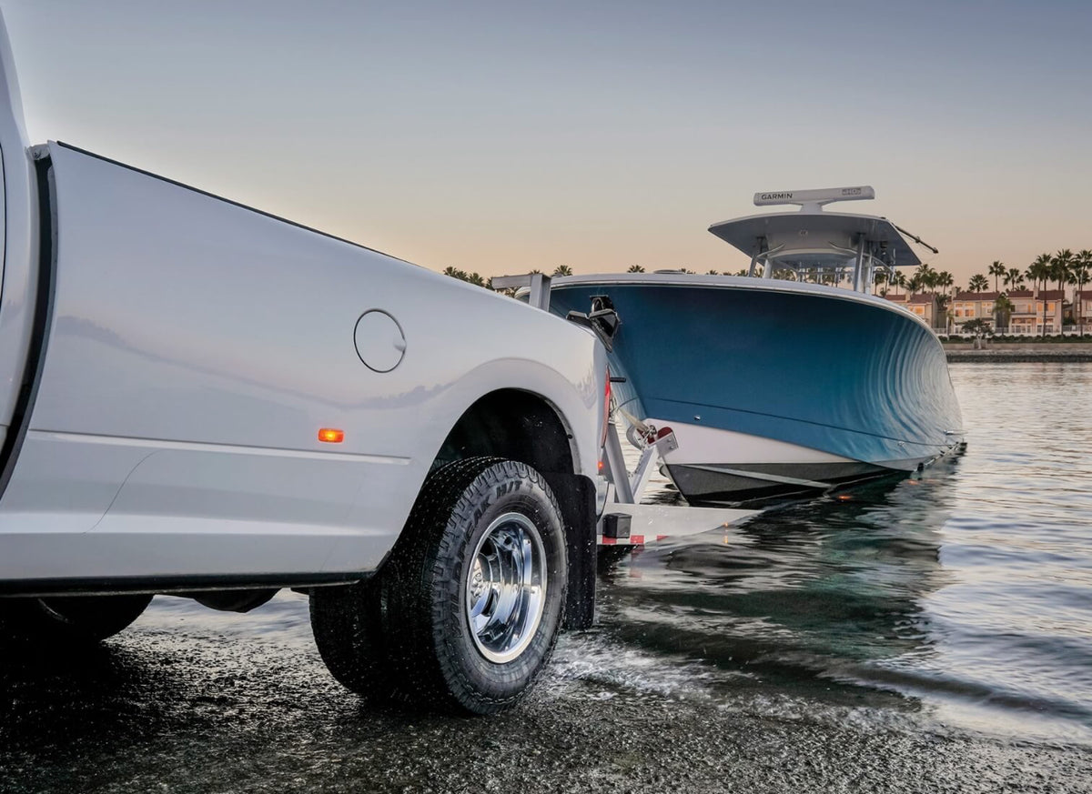 Falken Wildpeak H/T02 — hero towing boat