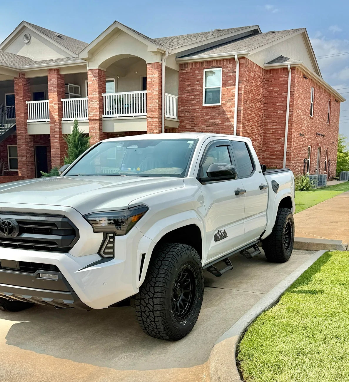 Falken Wildpeak A/T4W — ugc full truck