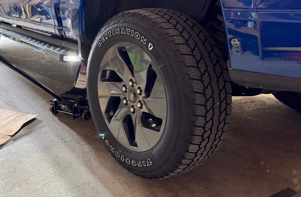 Firestone Destination A/T2 — ugc lightning mounted