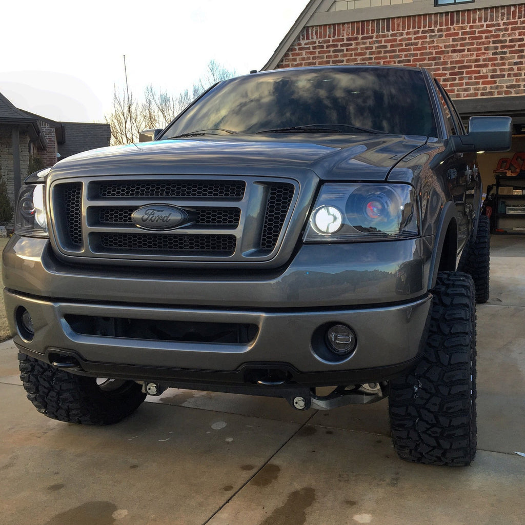 Cooper Discoverer STT Pro — ugc f150 front