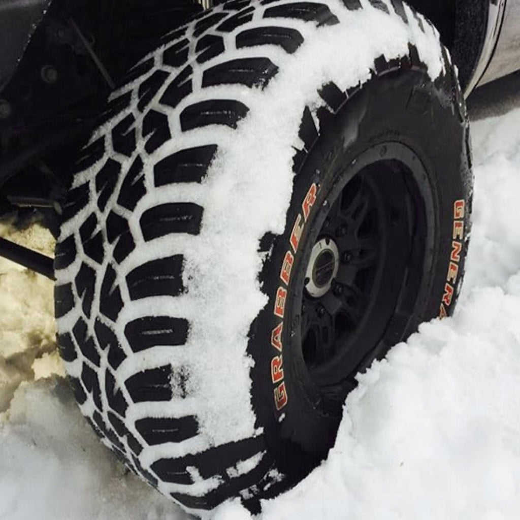 General Grabber X3 — hero snow