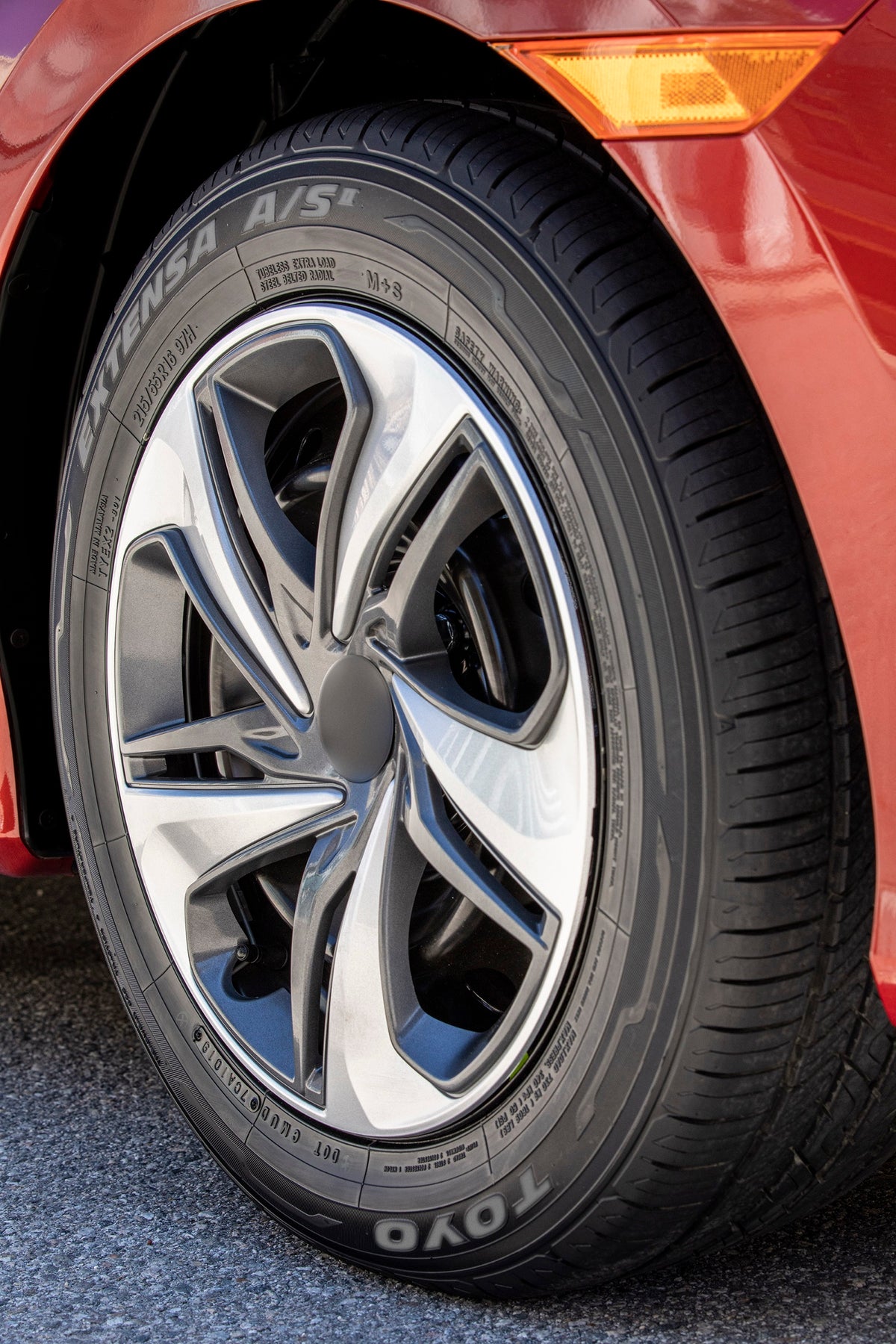 Toyo Extensa A/S II — hero wheel closeup
