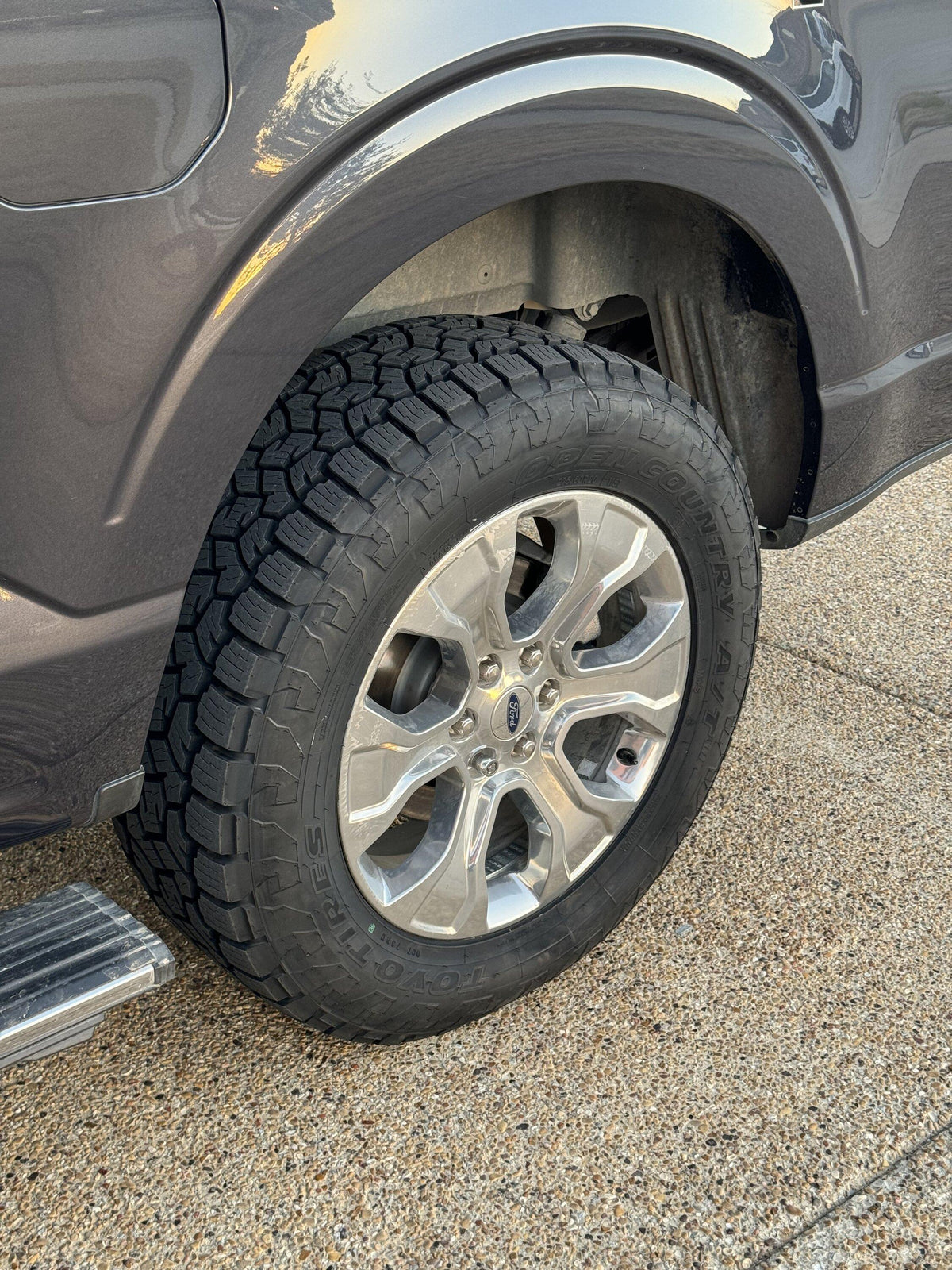 Toyo Open Country A/T III — ugc phone truck