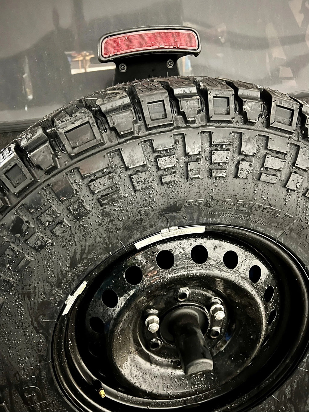 Kenda Klever R/T KR601 — ugc tread