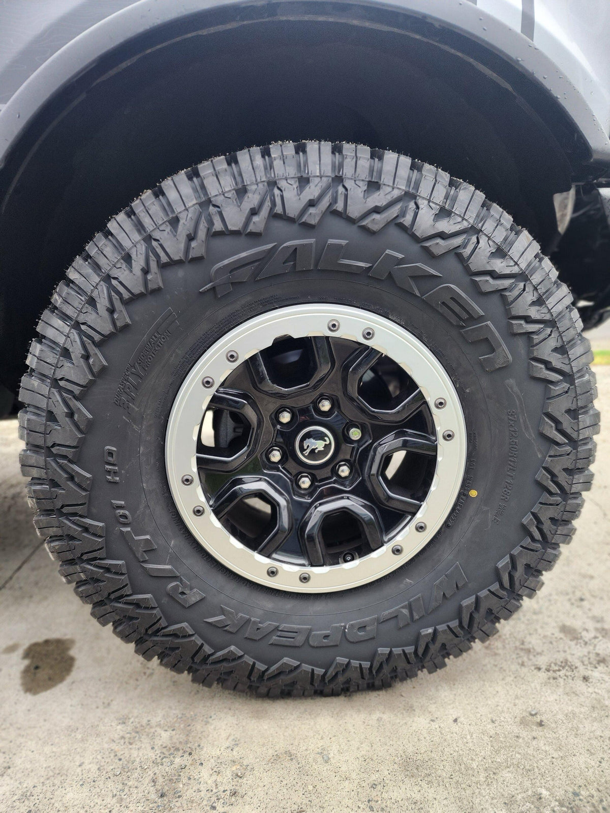Falken Wildpeak R/T01 — ugc bronco 37s