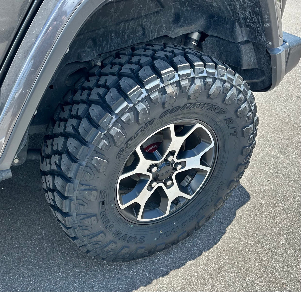 Toyo Open Country R/T Pro — ugc mounted closeup