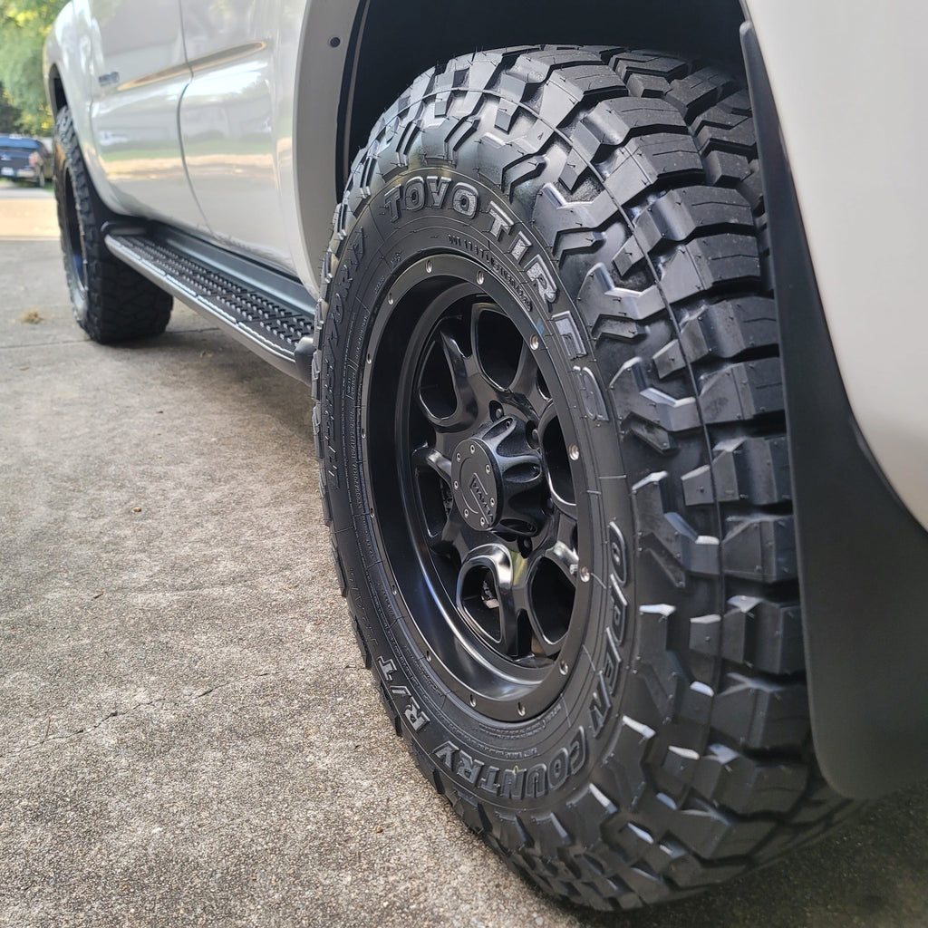 Toyo Open Country R/T Trail — ugc mounted closeup