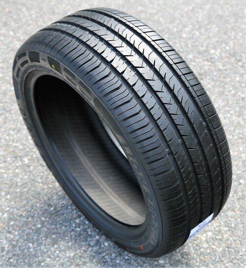 LEAO LIONSPORT tire