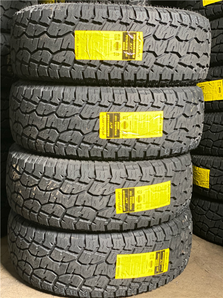 XCELLENT ROADBREAKER AT tire