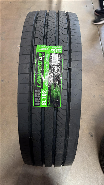 LANVIGATOR SL102 tire