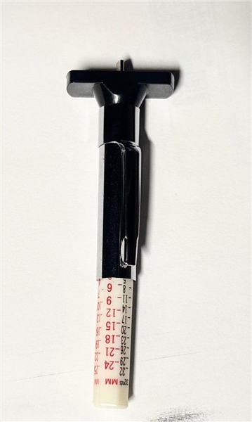 TIRE THREAD DEPTH  GAUGE