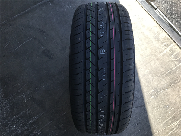 205-40R-17 Tawa Au6 84W