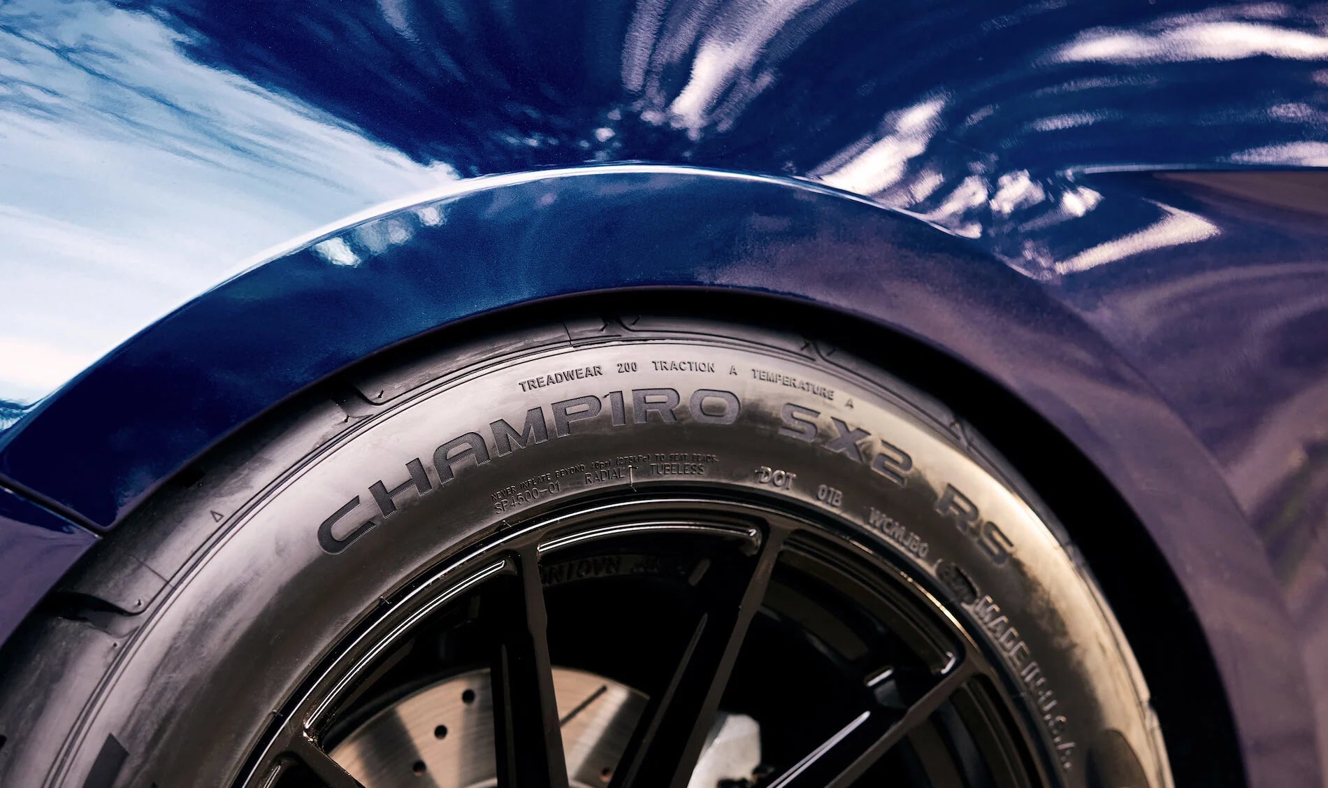 205-50R-17 Gt Radial Champiro Ecotec 89V