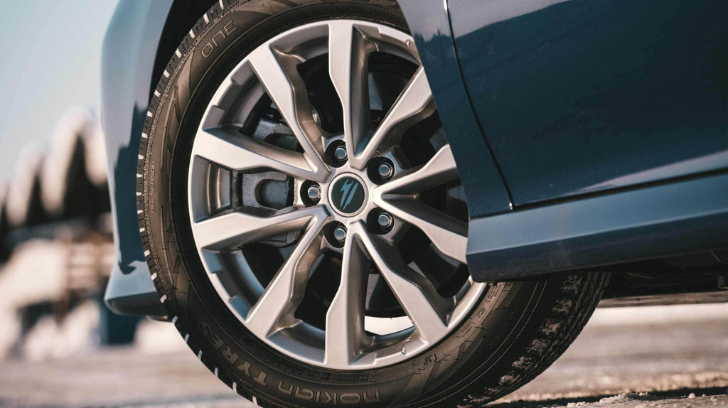 205-70R-15 Nokian One A/S 96T ***80K Limited Warranty- 720Aa****Made In Usa****